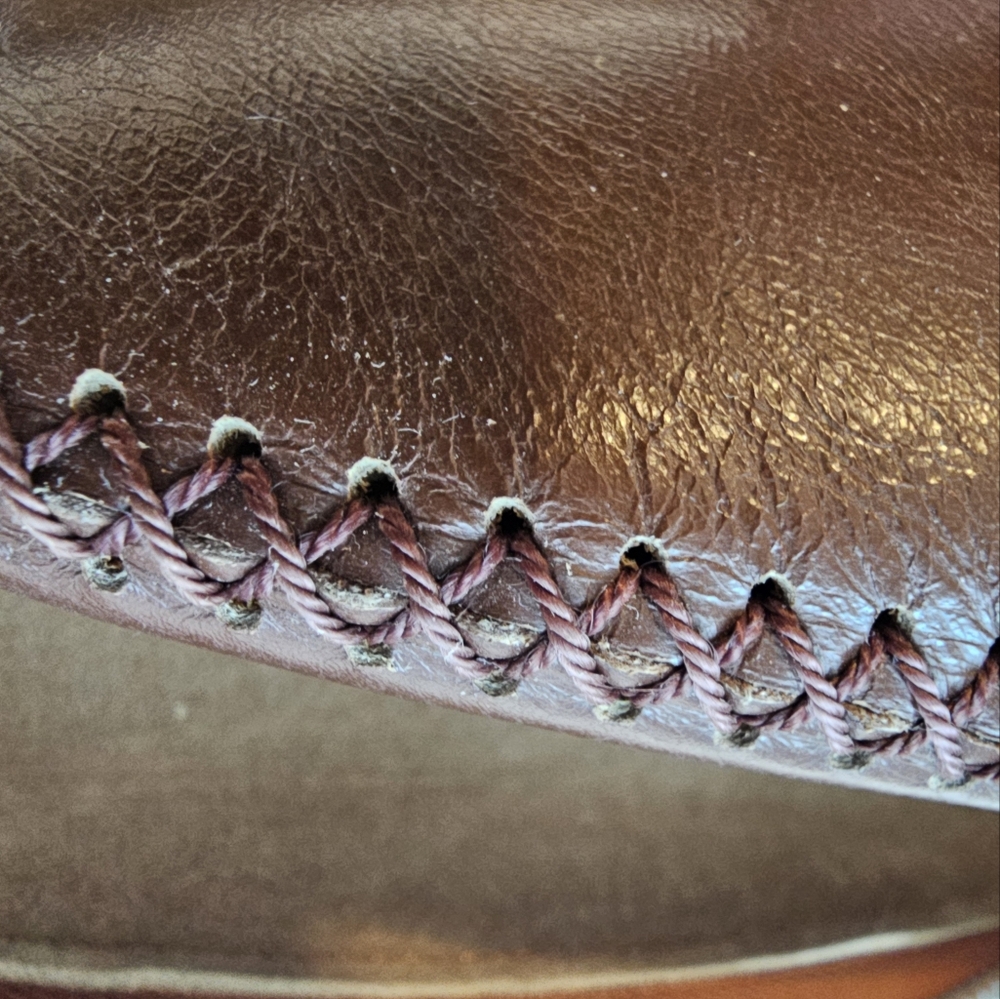Vintage 1970s Handmade Leather Sultan Slippers – 100% Genuine Leather - Picture 5 of 16